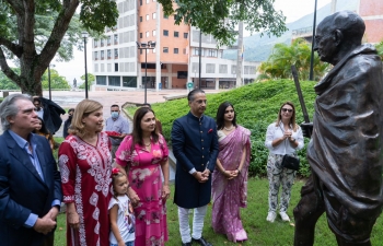 On the occasion of the 153rd Birth Anniversary of Mahatma Gandhi, Amb. Abhishek Singh and his wife Mrs Meghna Singh offered flowers at the statue of Mahatma Gandhi at the Universidad Metropolitana in Caracas. Pres. of Mahatma Gandhi Venezuela Mrs Veronica Guruceaga also offered her respects